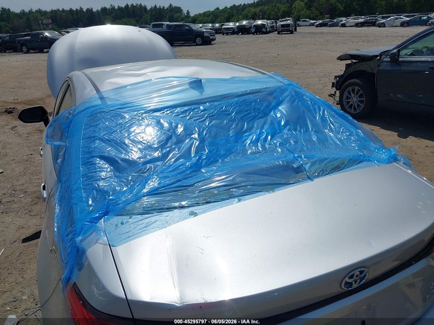 2024 Toyota Corolla VIN JTDBCMFE0R3039693 IAAI salvage auction — ROOF, Salvage Title, sold $6,900 on 2026-07-24 (photo 6)