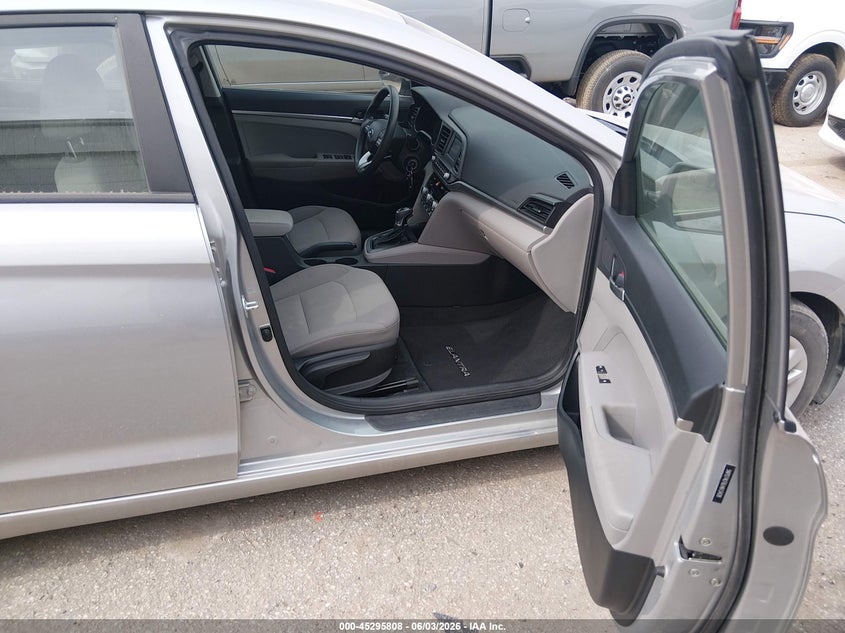 2020 Hyundai Elantra VIN 5NPD74LF6LH613428 IAAI salvage auction — HAIL, Sf97 (Oklahoma), sold $8,700 on 2026-08-03 (photo 5)