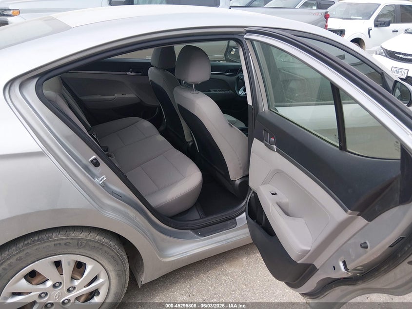 2020 Hyundai Elantra VIN 5NPD74LF6LH613428 IAAI salvage auction — HAIL, Sf97 (Oklahoma), sold $8,700 on 2026-08-03 (photo 8)