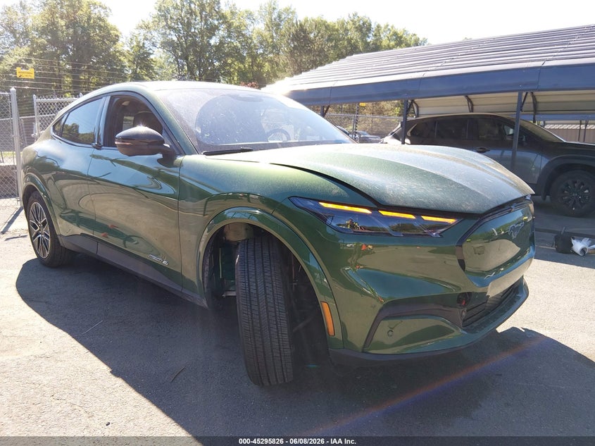 2025 Ford Mustang mach-e VIN 3FMTK3SU2SMA56025 — IAAI salvage auction photo