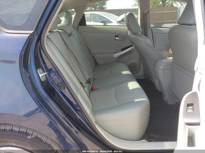 2014 Toyota Prius VIN JTDKN3DU1E1752655 IAAI salvage auction — LEFT FRONT, Salvage (Illinois), sold $1,175 on 2026-07-21 (photo 8)