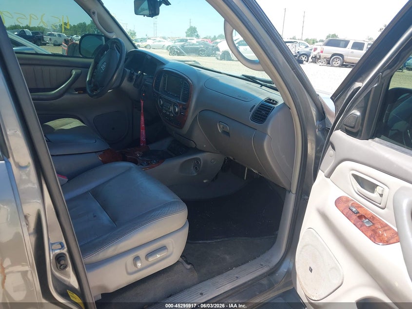 2007 Toyota Sequoia VIN 5TDBT48A87S283694 IAAI salvage auction — NORMAL WEAR, Original (Ohio), sold $925 on 2026-07-08 (photo 5)