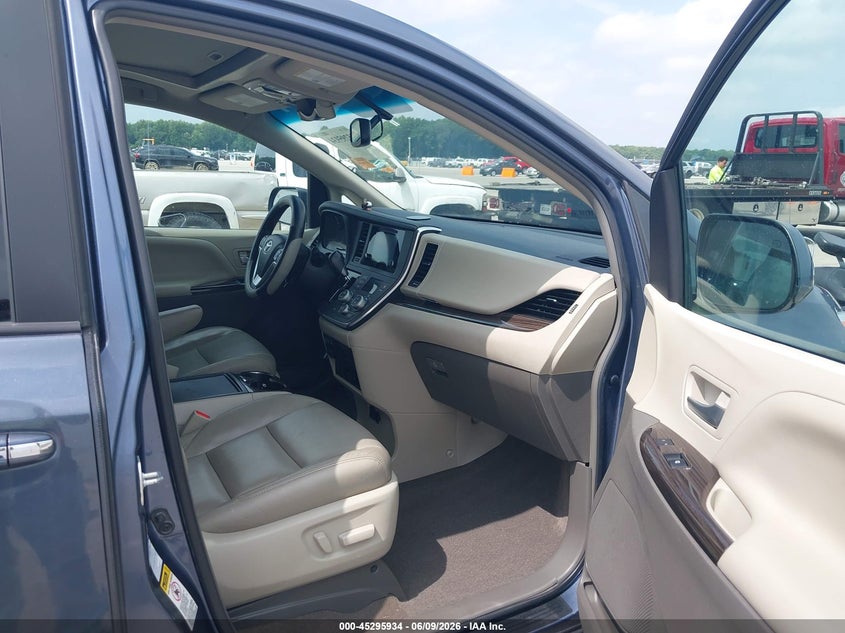 2016 Toyota Sienna VIN 5TDDK3DC5GS145141 IAAI salvage auction — REAR END, Salvage Title, sold $6,500 on 2026-07-09 (photo 5)
