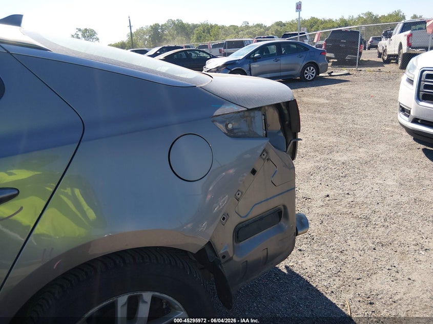 2013 Kia Optima VIN 5XXGM4A72DG233095 IAAI salvage auction — REAR END, Salvage - Greater Than 75% (Maryland), sold $600 on 2026-07-30 (photo 6)