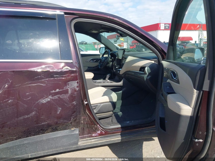 2023 Chevrolet Traverse VIN 1GNERGKW2PJ294454 IAAI salvage auction — SIDE, Salvage Title, sold $7,200 on 2026-07-09 (photo 5)