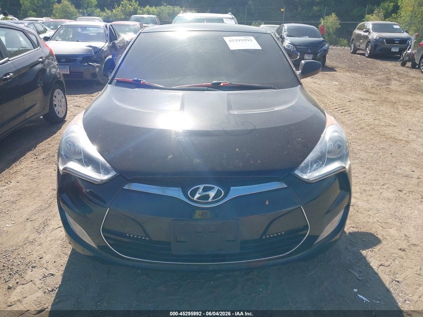 2013 Hyundai Veloster VIN KMHTC6AD1DU104662 IAAI salvage auction — NORMAL WEAR, Clear (Illinois), sold $650 on 2026-07-15 (photo 6)