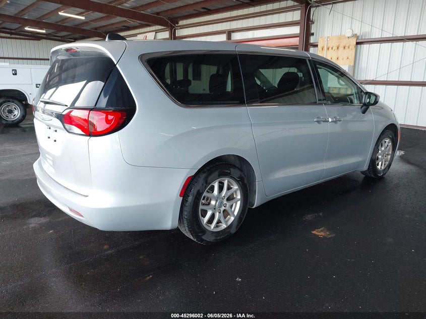 2022 Chrysler Voyager VIN 2C4RC1CG0NR141533 IAAI salvage auction — NORMAL WEAR, Sf97 (Georgia), sold $12,900 on 2026-08-13 (photo 4)