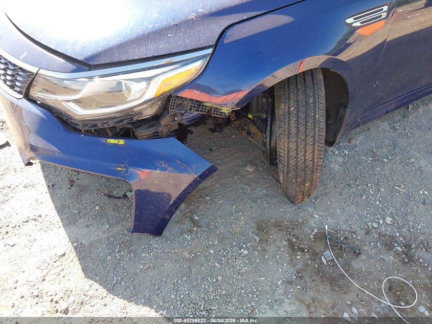2020 Kia Optima VIN 5XXGT4L38LG414522 IAAI salvage auction — FRONT & REAR, Salvage Title, sold $725 on 2026-07-23 (photo 6)