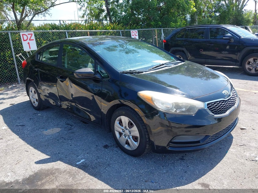 2015 Kia Forte VIN KNAFK4A63F5366252 IAAI salvage auction — RIGHT SIDE, Salvage Title, sold $925 on 2026-07-29 (photo 1)