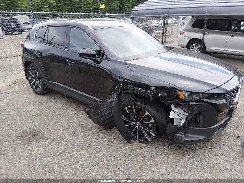 2025 Mazda Cx-50 VIN 7MMVABEMXSN390718 IAAI salvage auction — RIGHT FRONT, Salvage Title, sold $12,000 on 2026-07-17 (photo 1)