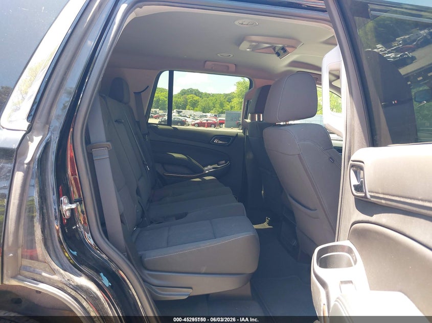 2019 Chevrolet Tahoe VIN 1GNSKAEC2KR348352 IAAI salvage auction — NORMAL WEAR, Sf97 (Washington), sold $20,275 on 2026-07-21 (photo 8)
