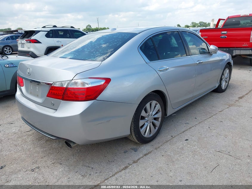2014 Honda Accord VIN 1HGCR2F8XEA251770 IAAI salvage auction — REAR END, Original (Texas), sold $2,500 on 2026-07-09 (photo 4)
