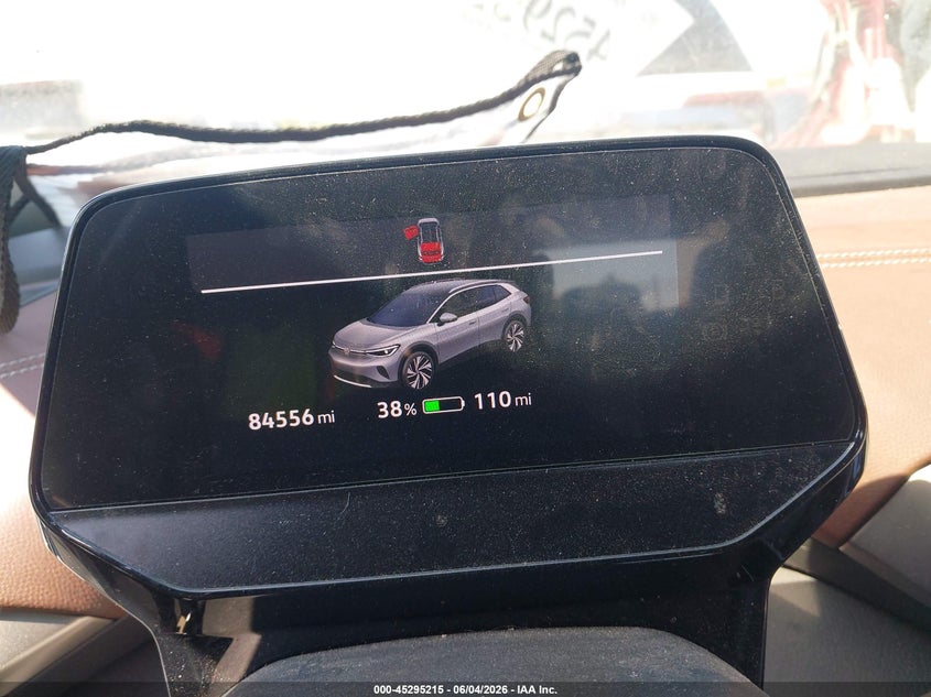 2024 Volkswagen Id.4 VIN 1V2CRPE80RC006787 IAAI salvage auction — RIGHT SIDE, Salvage Title, sold $8,700 on 2026-07-30 (photo 7)