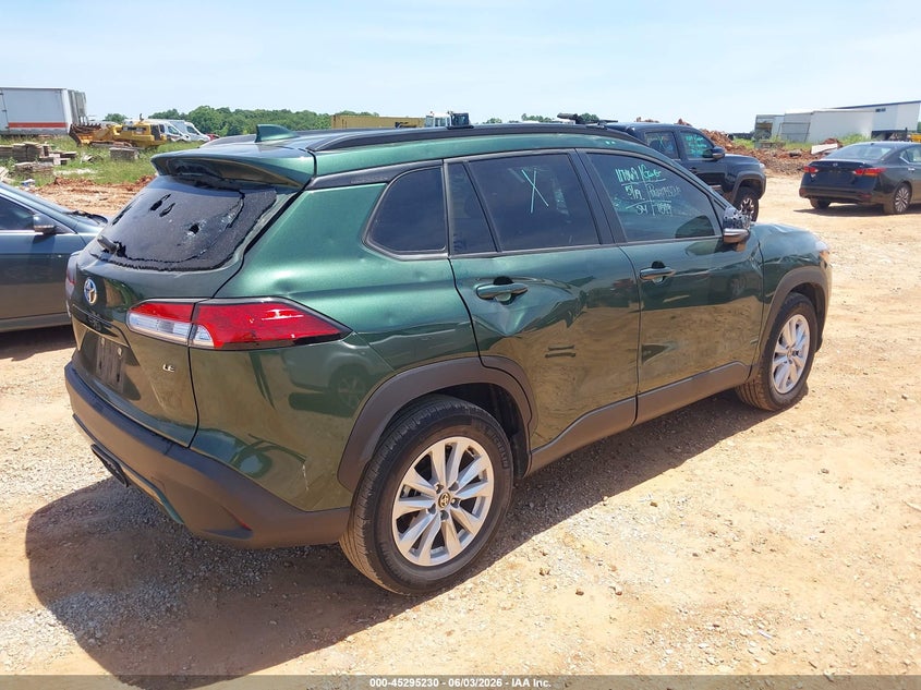 2024 Toyota Corolla cross VIN 7MUCAAAG3RV093379 IAAI salvage auction — HAIL, Salvage Title, sold $10,250 on 2026-08-03 (photo 4)