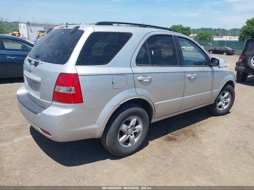 2009 Kia Sorento VIN KNDJC735X95868003 IAAI salvage auction — LEFT SIDE, Salvage (Pennsylvania), sold $25 on 2026-07-10 (photo 4)