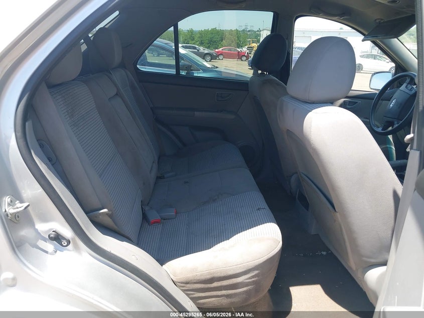 2009 Kia Sorento VIN KNDJC735X95868003 IAAI salvage auction — LEFT SIDE, Salvage (Pennsylvania), sold $25 on 2026-07-10 (photo 8)