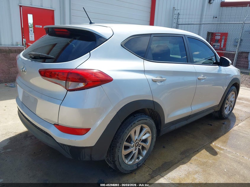 2018 Hyundai Tucson VIN KM8J23A42JU656210 IAAI salvage auction — NORMAL WEAR, Sf97 (Michigan), sold $9,425 on 2026-07-14 (photo 4)