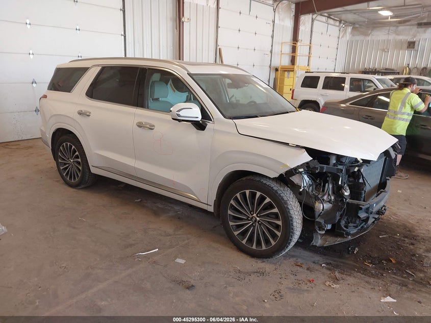 2025 Hyundai Palisade VIN KM8R7DGE0SU818878 IAAI salvage auction — FRONT END, Salvage Title, sold $18,750 on 2026-07-07 (photo 1)