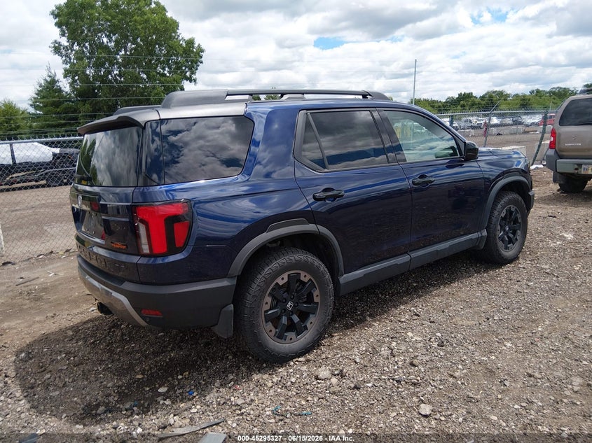 2026 Honda Passport VIN 5FNYF9H83TB011578 IAAI salvage auction — INTERIOR BURN, Salvage (Ohio), sold $22,400 on 2026-07-15 (photo 4)