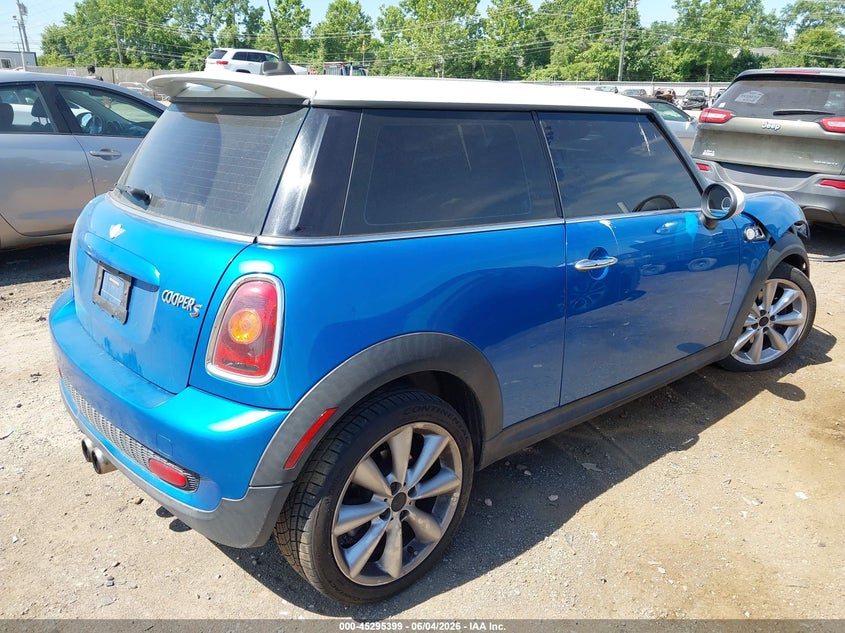2007 Mini Cooper VIN WMWMF73547TL83091 IAAI salvage auction — FRONT END, Salvage (Ohio), sold $450 on 2026-07-09 (photo 4)