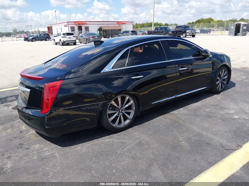2016 Cadillac Xts VIN 2G61U5S38G9107829 IAAI salvage auction — LEFT SIDE, Salvage Title, sold $1,800 on 2026-07-09 (photo 4)