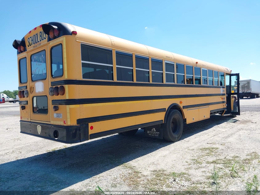 2012 Ic VIN 4DRBUSKN3CB622680 IAAI salvage auction — FRONT END, Salvage - Greater Than 75% (Maryland), sold $25 on 2026-07-30 (photo 4)