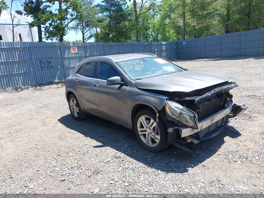 2015 Mercedes-benz Gla-klasse VIN WDCTG4EB9FJ178058 IAAI salvage auction — FRONT END, Wait Title, sold $875 on 2026-08-05 (photo 1)