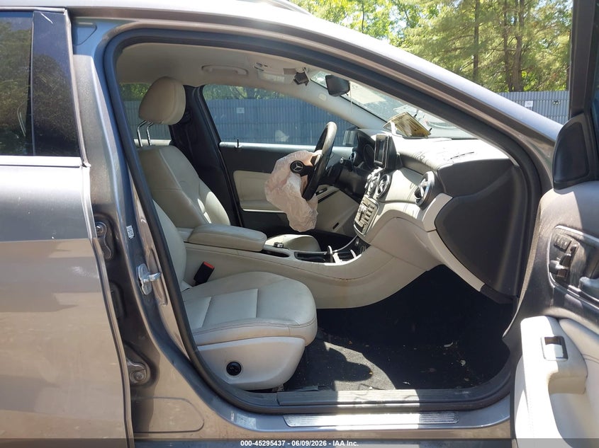 2015 Mercedes-benz Gla-klasse VIN WDCTG4EB9FJ178058 IAAI salvage auction — FRONT END, Wait Title, sold $875 on 2026-08-05 (photo 5)