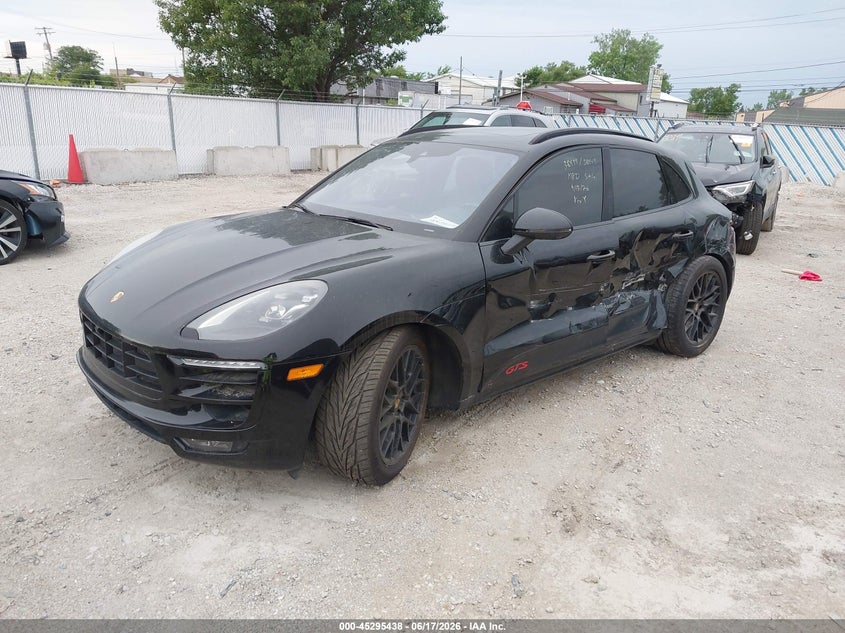 2017 Porsche Macan VIN WP1AG2A54HLB52426 IAAI salvage auction — LEFT SIDE, Salvage (Illinois), sold $275 on 2026-07-21 (photo 2)