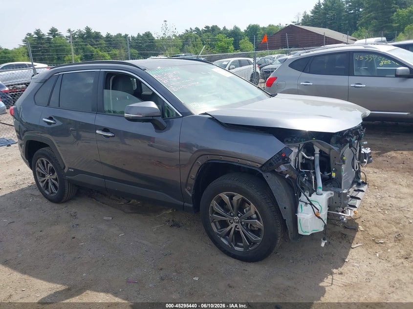 2024 Toyota Rav 4 VIN JTMD6RFV8RD132324 IAAI salvage auction — FRONT END, Salvage (Massachusetts), sold $16,600 on 2026-07-10 (photo 1)