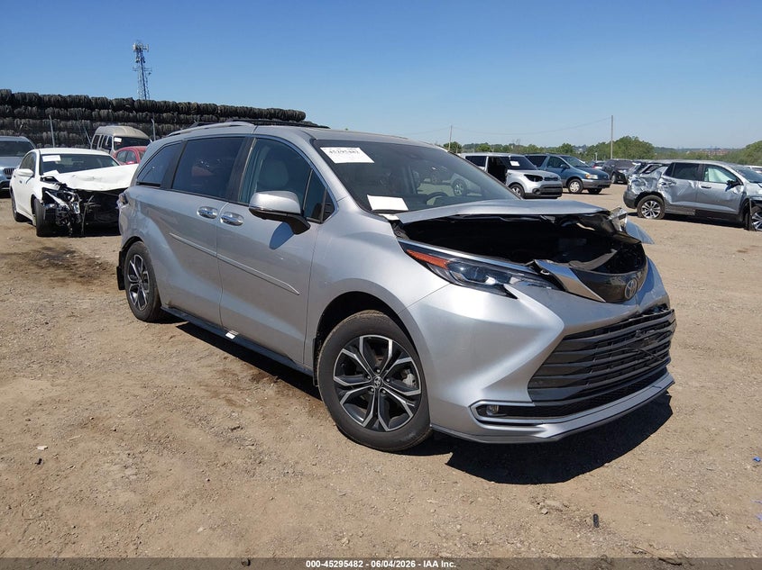 2025 Toyota Sienna VIN 5TDESKFC5SS167855 IAAI salvage auction — FRONT & REAR, Salvage Title, sold $10,700 on 2026-07-24 (photo 1)