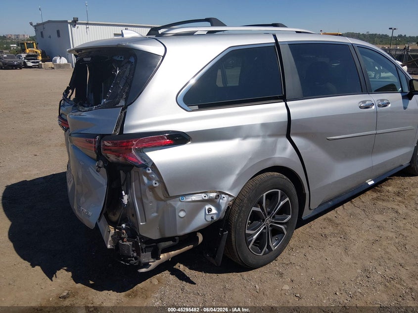 2025 Toyota Sienna VIN 5TDESKFC5SS167855 IAAI salvage auction — FRONT & REAR, Salvage Title, sold $10,700 on 2026-07-24 (photo 6)