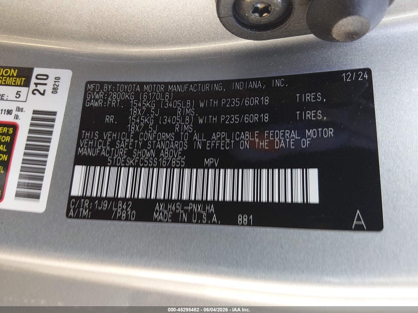 2025 Toyota Sienna VIN 5TDESKFC5SS167855 IAAI salvage auction — FRONT & REAR, Salvage Title, sold $10,700 on 2026-07-24 (photo 9)