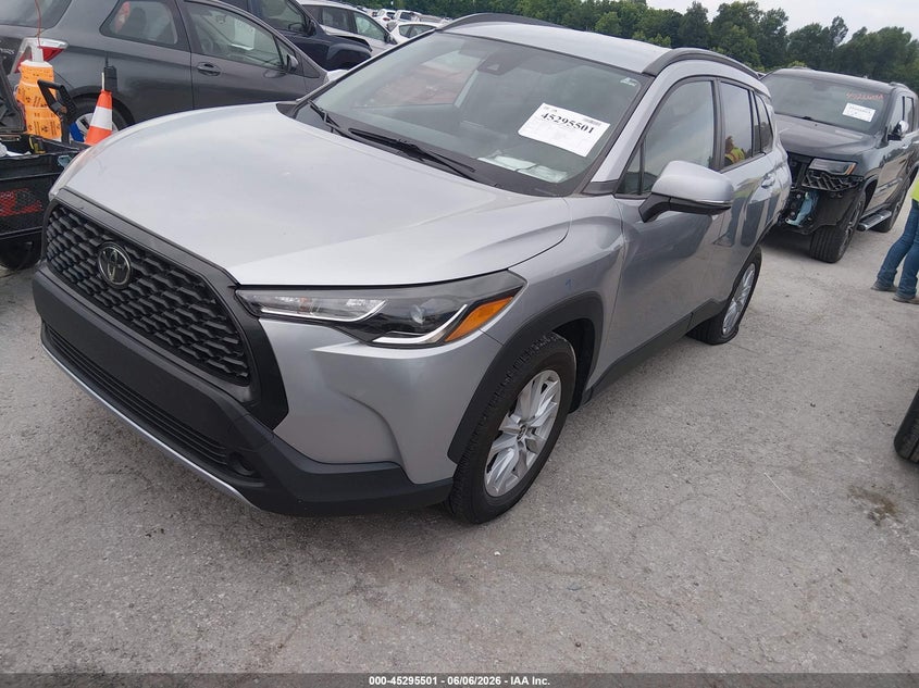 2022 Toyota Corolla cross VIN 7MUCAABG0NV013254 IAAI salvage auction — REAR END, Salvage Title, sold $10,250 on 2026-07-13 (photo 2)