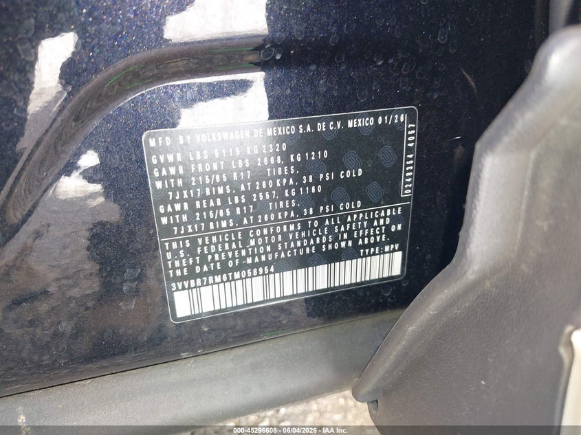 2026 Volkswagen Tiguan VIN 3VVBR7RM6TM058954 IAAI salvage auction — RIGHT FRONT, Salvage Title, sold $10,400 on 2026-07-29 (photo 9)