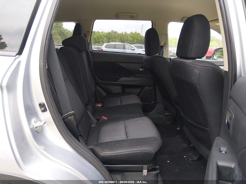 2016 Mitsubishi Outlander VIN JA4AD3A36GZ010311 IAAI salvage auction — FRONT END, Salvage Title, sold $1,525 on 2026-07-22 (photo 8)
