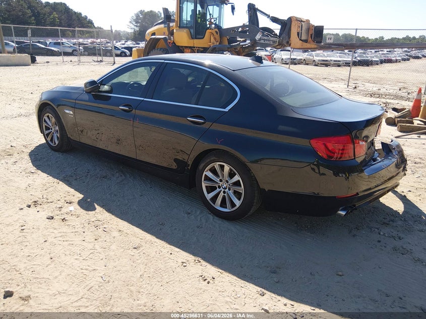2012 BMW 5er VIN WBAXH5C59CDW09044 IAAI salvage auction — REAR END, Salvage Title, sold $1,400 on 2026-07-11 (photo 3)
