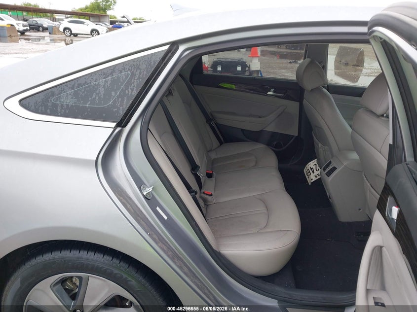 2017 Hyundai Sonata VIN KMHE34L1XHA048342 IAAI salvage auction — HAIL, Salvage Title, sold $5,900 on 2026-07-15 (photo 8)
