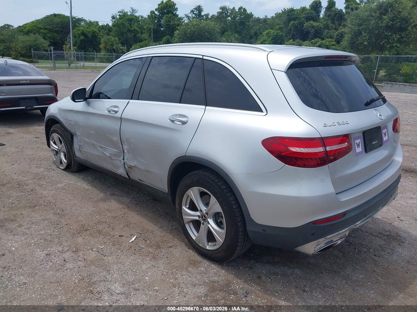 2018 Mercedes-benz Glc VIN WDC0G4JB4JV064124 IAAI salvage auction — SIDE, Salvage Title, sold $7,000 on 2026-08-19 (photo 3)