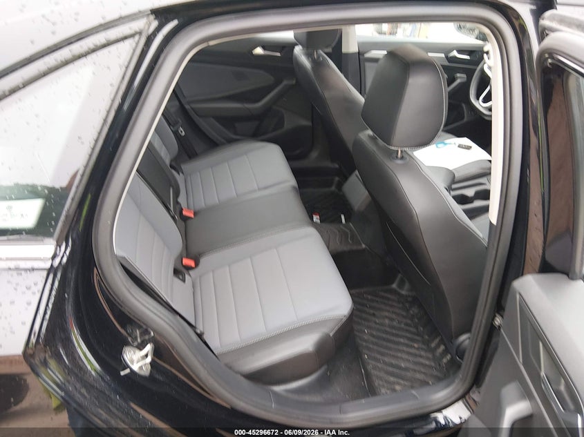 2025 Volkswagen Jetta VIN 3VW7X7BU5SM027162 IAAI salvage auction — HAIL, Salvage Title, sold $9,550 on 2026-07-22 (photo 8)