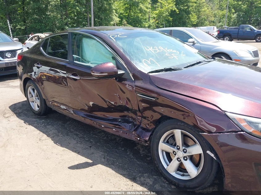 2014 Kia Optima VIN 5XXGM4A78EG305127 IAAI salvage auction — RIGHT SIDE, Salvage (Delaware), sold $475 on 2026-07-08 (photo 6)