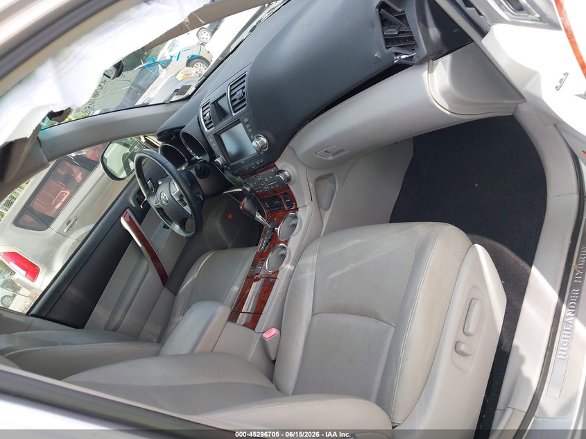 2012 Toyota Highlander VIN JTEDC3EH4C2008762 IAAI salvage auction — FRONT END, Salvage Title, sold $3,050 on 2026-07-21 (photo 5)