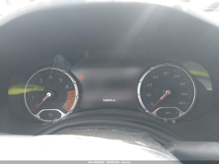 2019 Jeep Renegade VIN ZACNJBD13KPJ86547 IAAI salvage auction — SIDE, Salvage - Greater Than 75% (Maryland), sold $2,450 on 2026-07-28 (photo 7)