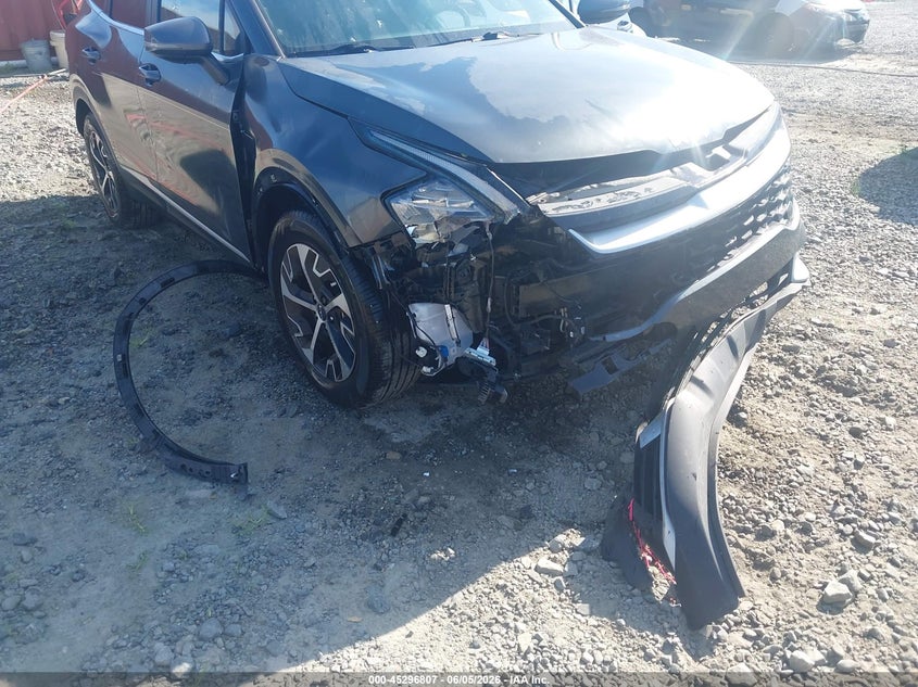 2023 Kia Sportage VIN 5XYK33AF6PG072040 IAAI salvage auction — FRONT END, Salvage Title, sold $5,600 on 2026-07-27 (photo 6)