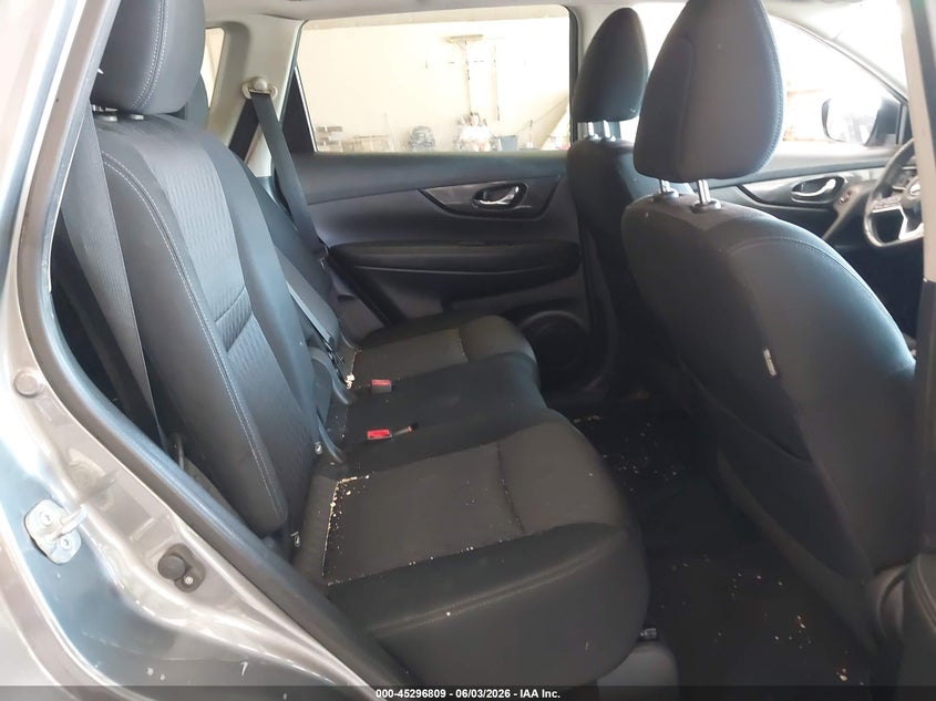 2018 Nissan Rogue VIN KNMAT2MV6JP506714 IAAI salvage auction — FRONT & REAR, Clear (Tennessee), sold $1,100 on 2026-07-15 (photo 8)