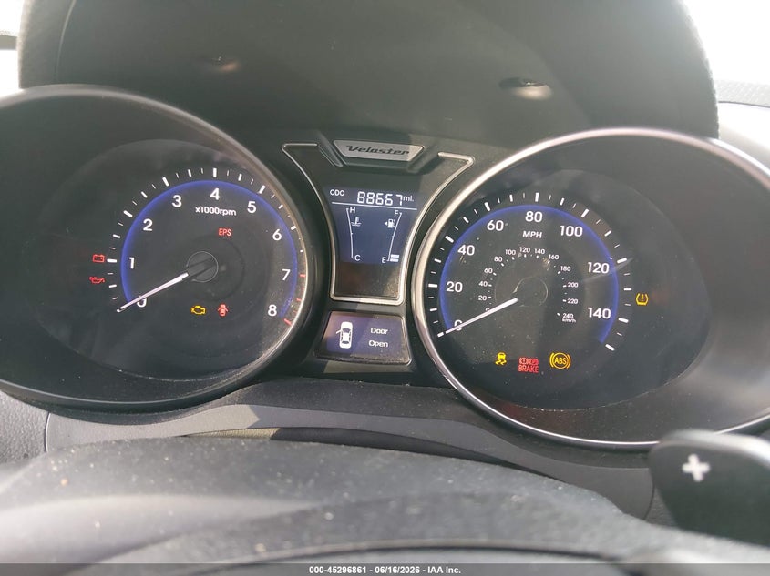 2015 Hyundai Veloster VIN KMHTC6AE9FU218467 IAAI salvage auction — NORMAL WEAR, Original (Kentucky), sold $325 on 2026-07-06 (photo 7)