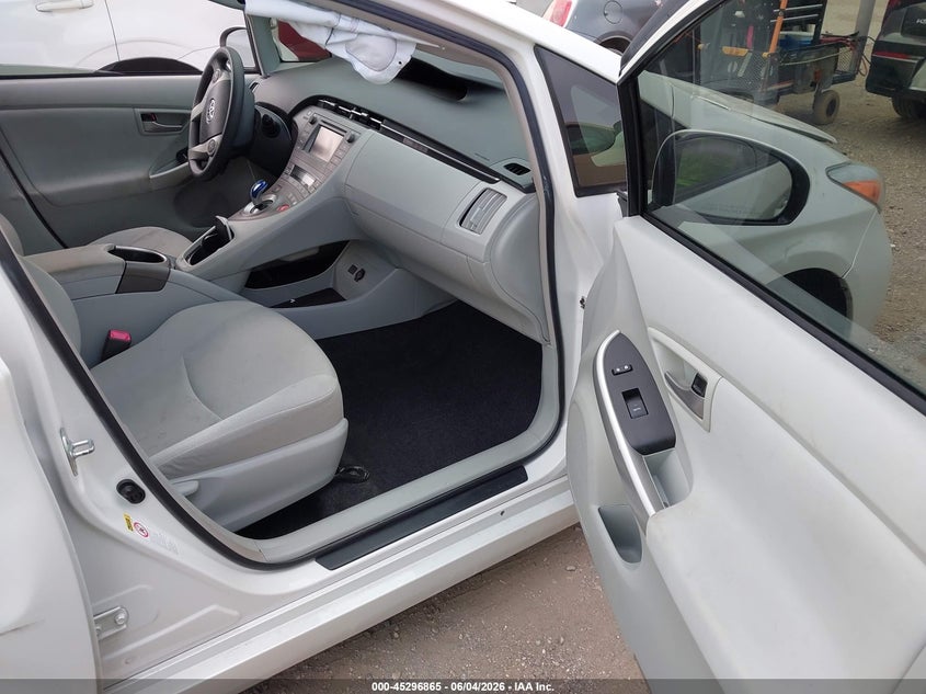 2013 Toyota Prius VIN JTDKN3DU4D5629035 IAAI salvage auction — RIGHT REAR, Salvage Title, sold $2,300 on 2026-07-13 (photo 5)