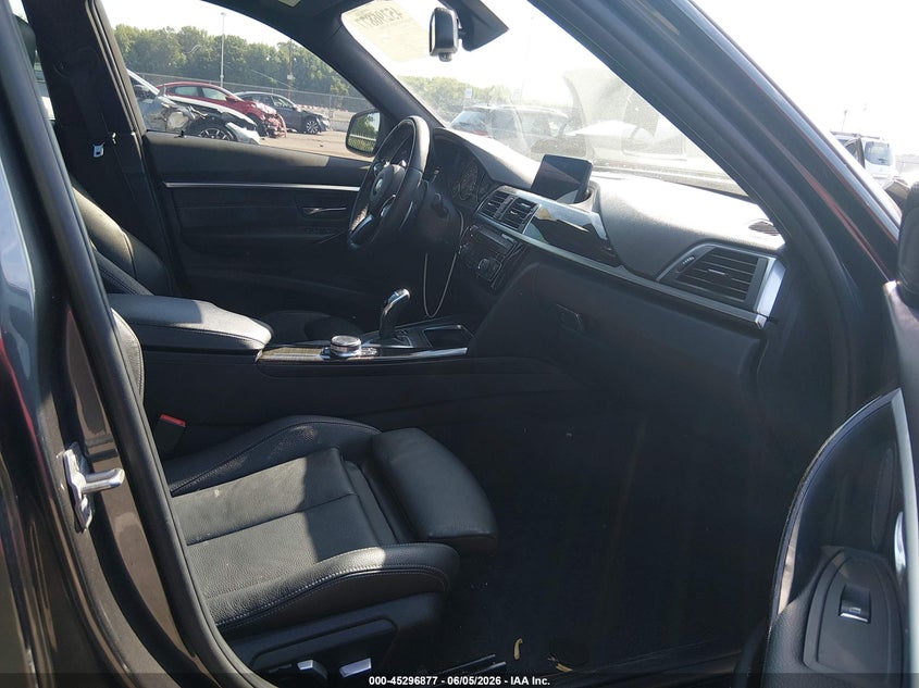 2018 BMW 3er VIN WBA8D9C50JEB34868 IAAI salvage auction — FRONT END, Salvage Title, sold $3,250 on 2026-08-12 (photo 5)