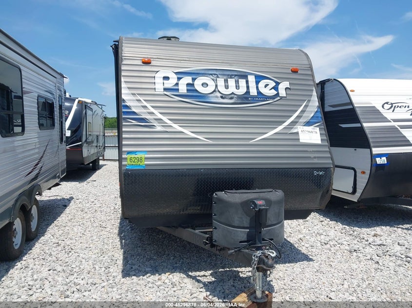 2019 Heartland Prowler VIN 5SFPB2227KE393436 IAAI salvage auction — HAIL, Clear (Oklahoma), sold $2,050 on 2026-07-21 (photo 7)