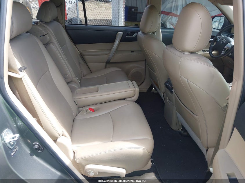 2012 Toyota Highlander VIN 5TDBK3EH2CS133119 IAAI salvage auction — FRONT END, Salvage Title, sold $3,000 on 2026-07-16 (photo 8)